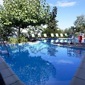 ** Aparthotel Dafnoudi Greece