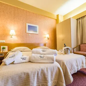 *** Hotel Queen Olga Greece