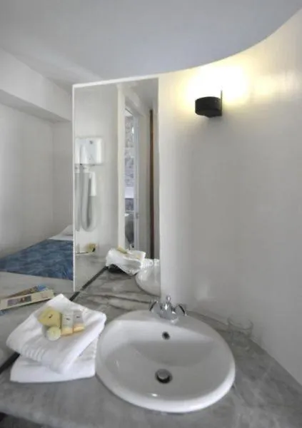 Rodon Hotel Hriszí Aktí Haniá 3*,